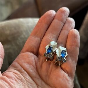 Vintage Floral Leaf Blue and Silver Clip On Earrings